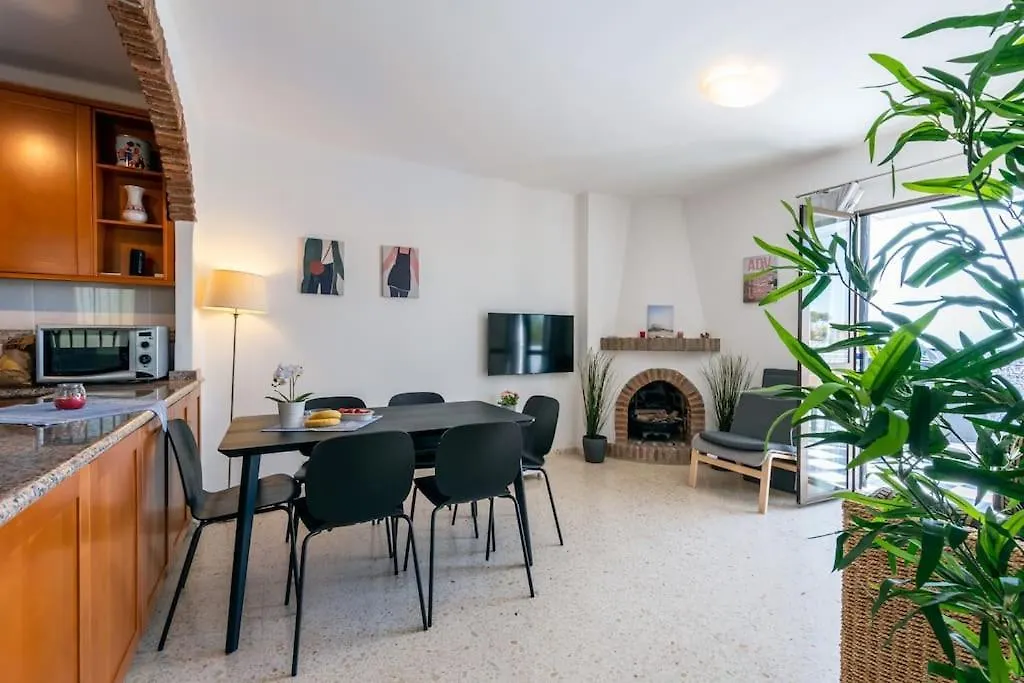 Oasis 16 Apartment Nerja